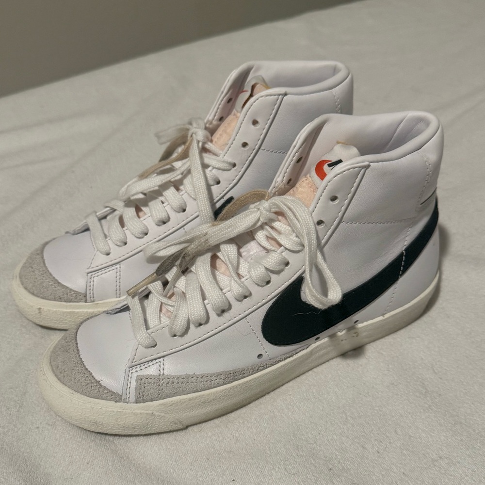 Nike Blazers Mid 77’ Vintage High Top